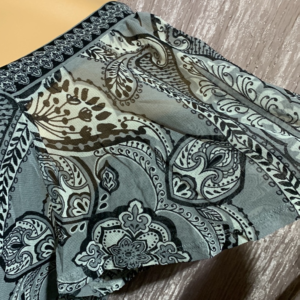 Apt. 9 Top Blouse Gray Black Floral Paisley Square Neck Short Sleeve Size 2X - Picture 11 of 16